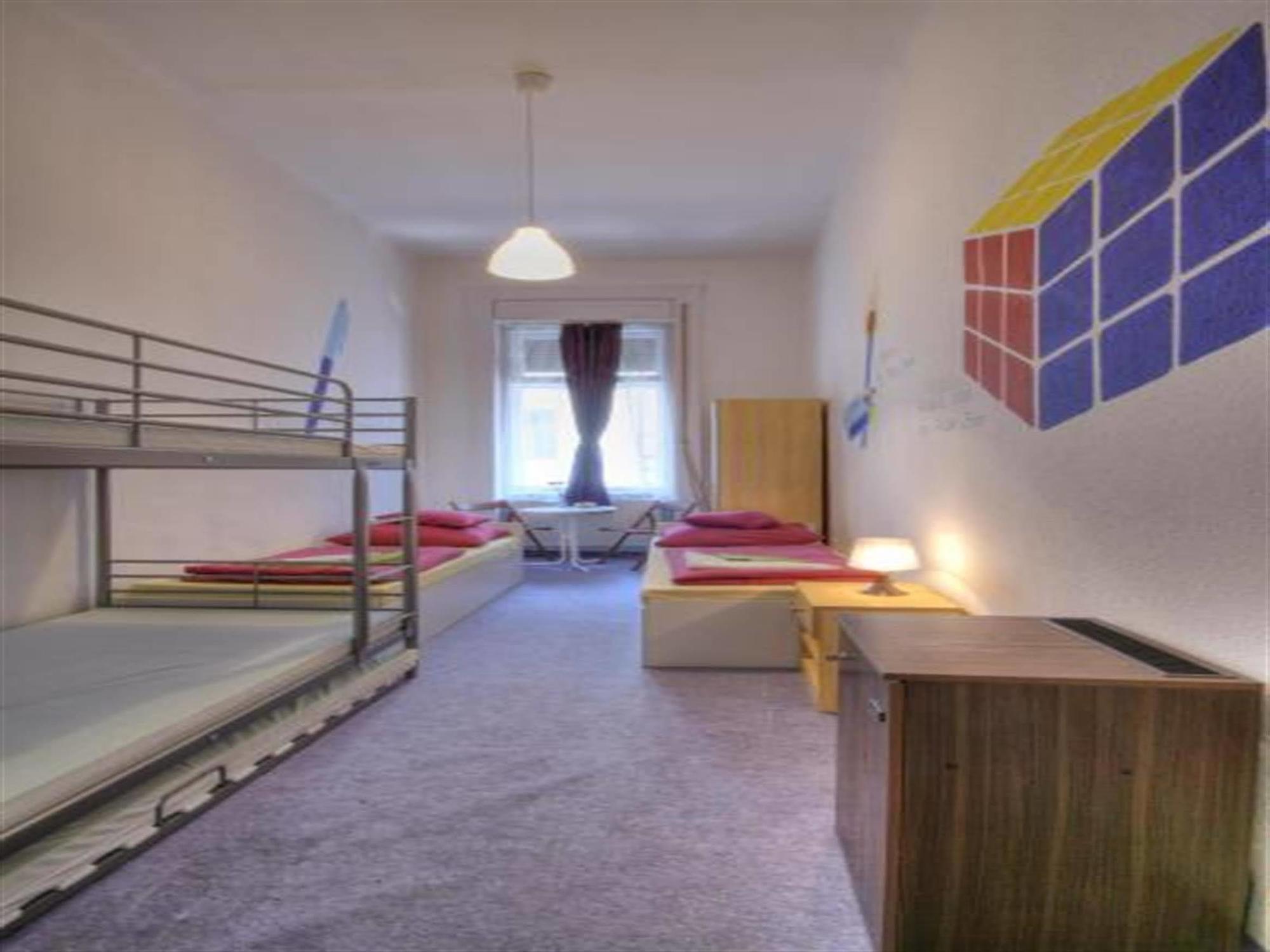 Opera Guesthouse ブダペスト エクステリア 写真