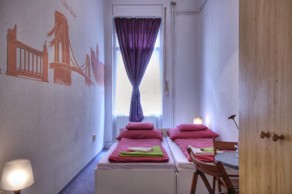 Opera Guesthouse ブダペスト エクステリア 写真
