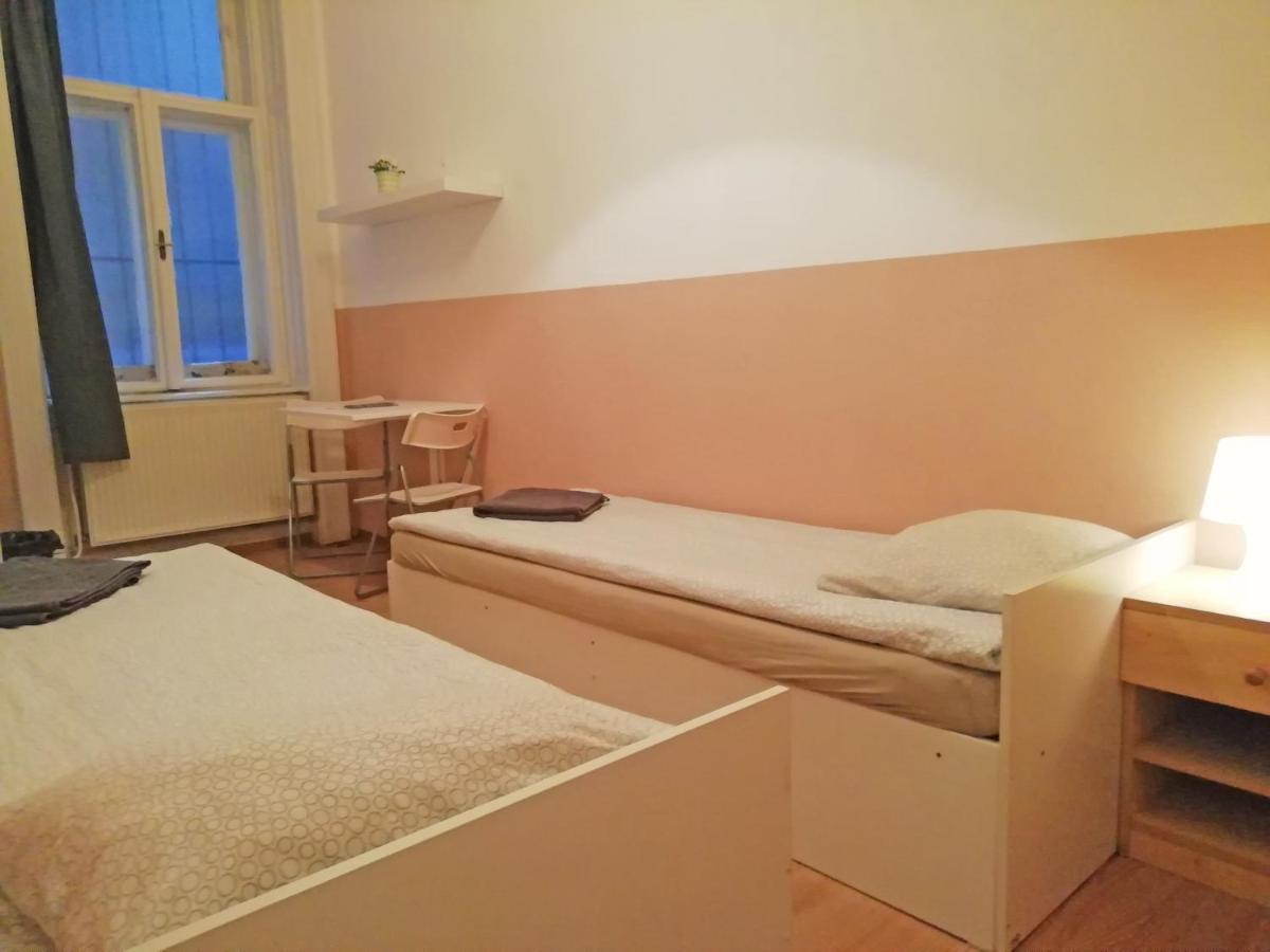 Opera Guesthouse ブダペスト エクステリア 写真